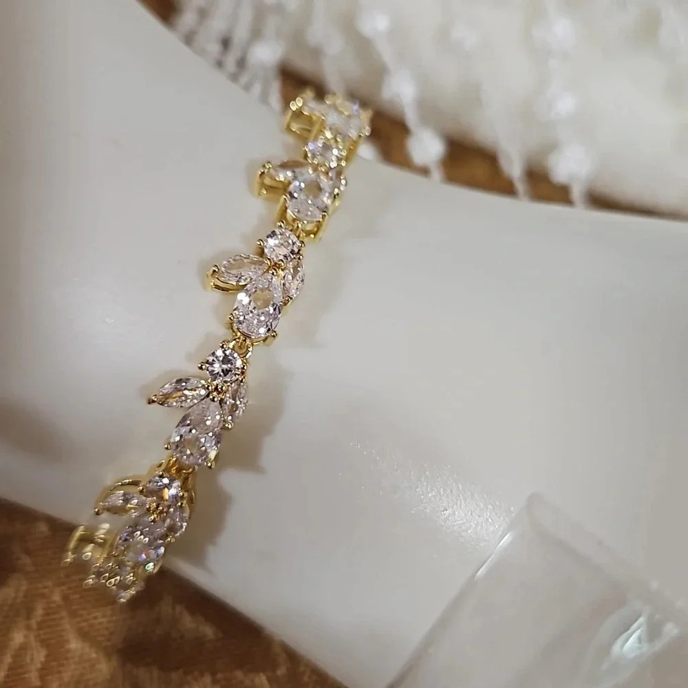 7PC Tiara Set - Picture 13 of 17